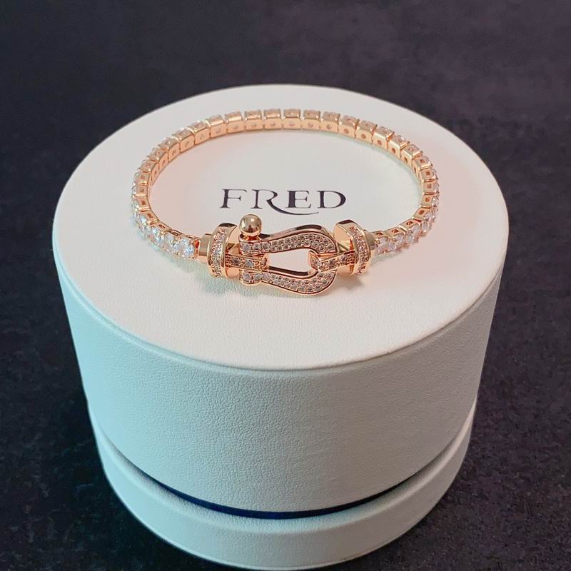 Fred Bracelet lyr19